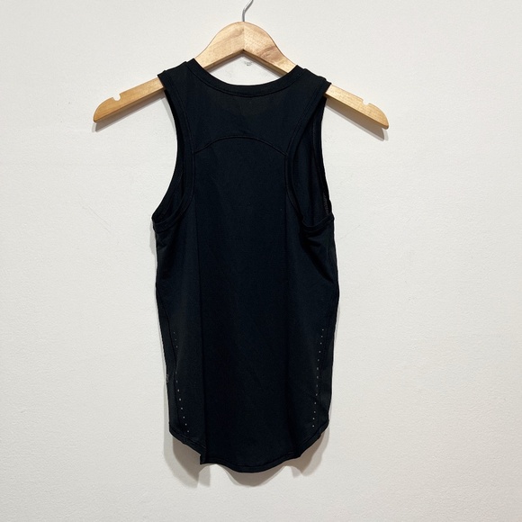 Lululemon Women's Crew Neck Sleeveless Lightweight Reflective Tank Top Black S - Picture 2 of 2